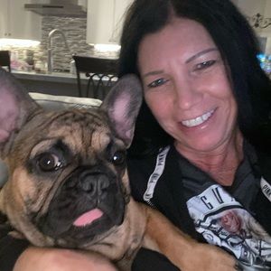 Meet your Posher, Lori